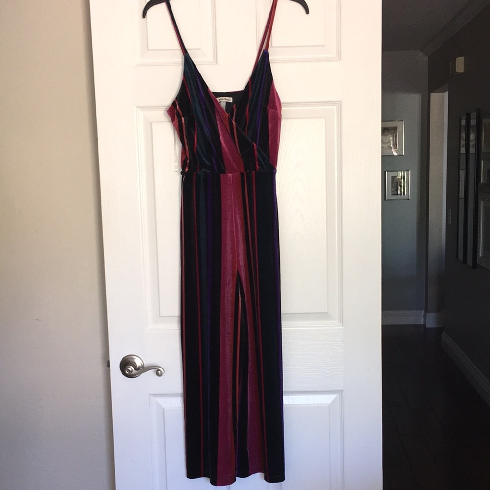 Stripped velveteen capri romper
